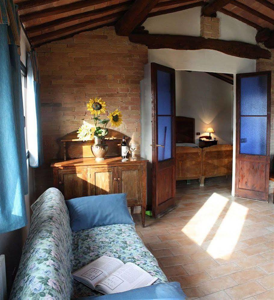 Landhaus La Grotta Di Montecchino *